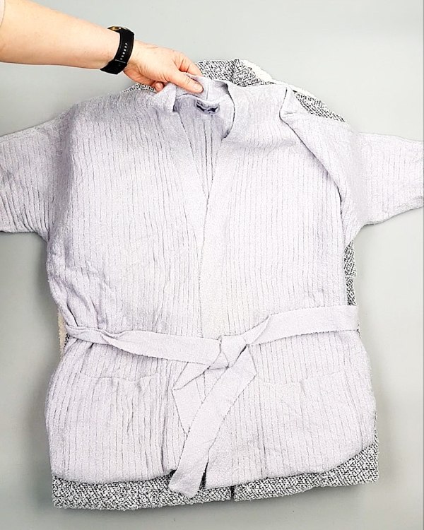 Фотография  886 - Кардиганы СТОК CAN 084#7 кг, ЛОТ №7671 оптом в Сочи и Краснодарском крае