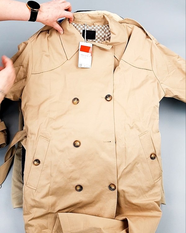 Фотография  620 - Ветровки м/ж C&A 025#10 кг, ЛОТ №7864 оптом в Сочи и Краснодарском крае