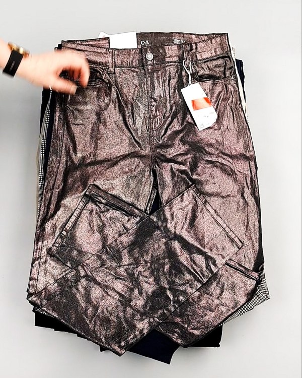 Фотография  649 - Брюки женские лето C&A 025#10 кг, ЛОТ №7895 оптом в Сочи и Краснодарском крае