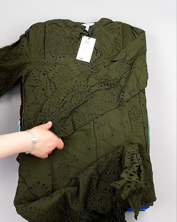 Фотография  695 - Платья Bestseller+DK Summer 035#5 кг, ЛОТ №8058 оптом в Сочи и Краснодарском крае