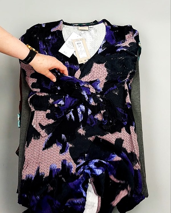 Фотография  982 - Платья Bestseller+DK Summer 035#5 кг, ЛОТ №8058 оптом в Сочи и Краснодарском крае