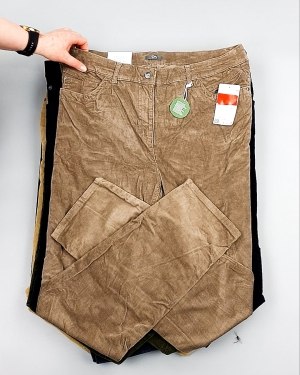 Фотография  198 - Брюки вельветовые м/ж C&A 025#10 кг, ЛОТ №7902 оптом в Сочи и Краснодарском крае