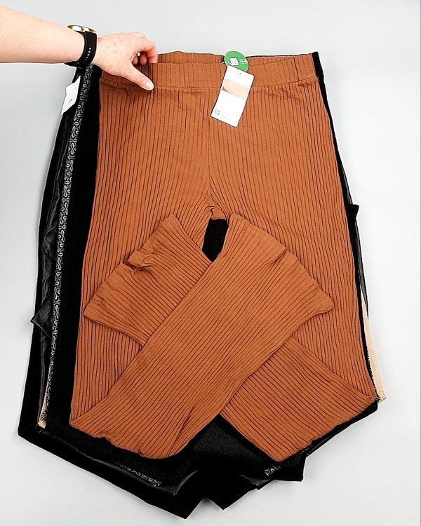 Фотография  323 - Брюки женские лето C&A 025#10 кг, ЛОТ №7894 оптом в Сочи и Краснодарском крае