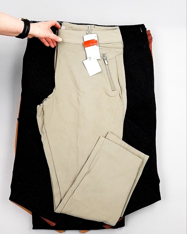 Фотография  507 - Брюки женские лето C&A 025#10 кг, ЛОТ №7893 оптом в Сочи и Краснодарском крае