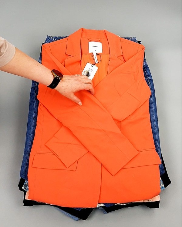 Фотография  690 - ДАНИЯ Summer mix 24#15 кг, ЛОТ №8044 оптом в Сочи и Краснодарском крае