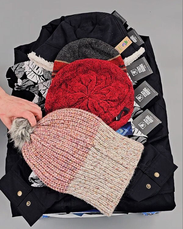 Фотография  420 - CANADA mix 084#50 кг, ЛОТ №8336 оптом в Сочи и Краснодарском крае