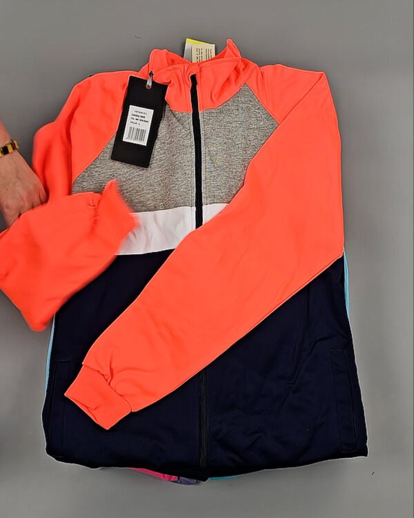 Фотография  791 - Спортивные костюмы  AD83#10 шт, ЛОТ №8640 оптом в Сочи и Краснодарском крае