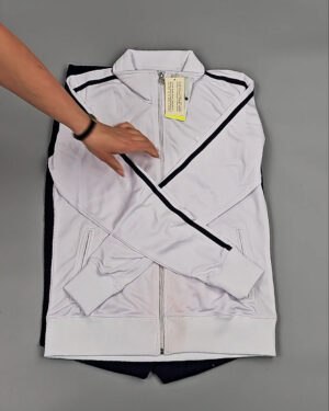 Фотография  829 - Спортивные костюмы  AD83#4 шт, ЛОТ №8637 оптом в Сочи и Краснодарском крае