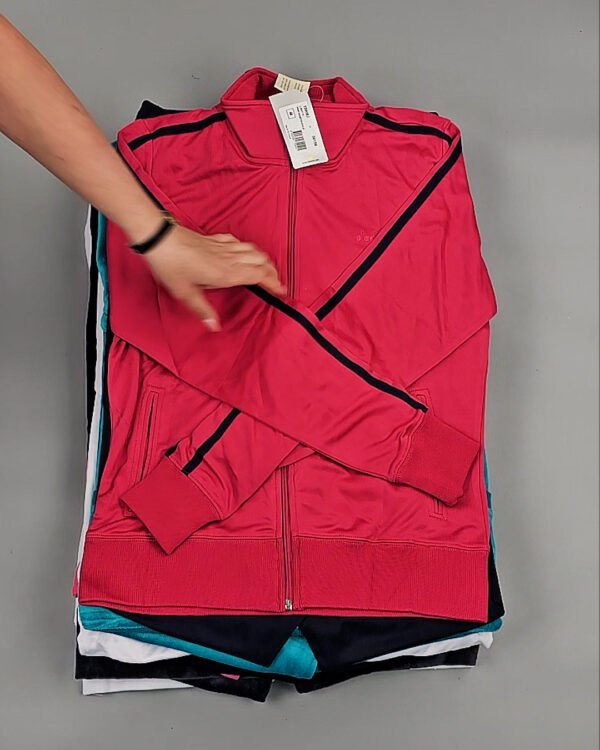 Фотография  296 - Спортивные костюмы  AD83#10 шт, ЛОТ №8639 оптом в Сочи и Краснодарском крае