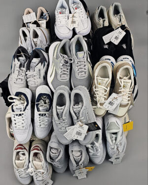 Купить Кроссовки Reebok#23 шт, ЛОТ №8897 оптом в Сочи и Краснодарском крае