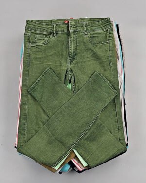 Купить Брюки женские Summer#10 кг, ЛОТ № ВК0113 оптом в Сочи и Краснодарском крае