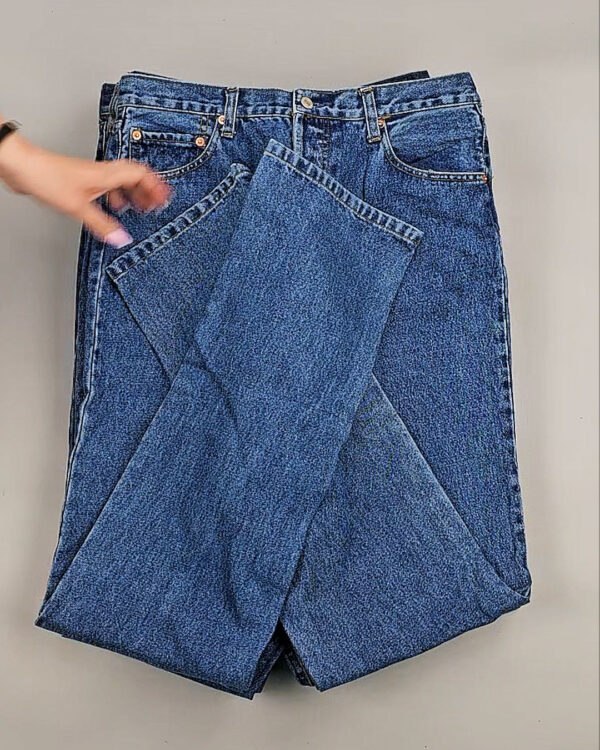 Фотография  767 - Джинсы LEVIS муж #6,2 кг, ЛОТ №8758 оптом в Сочи и Краснодарском крае