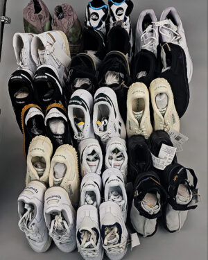 Купить Кроссовки Reebok#23 шт, ЛОТ №8895 оптом в Сочи и Краснодарском крае