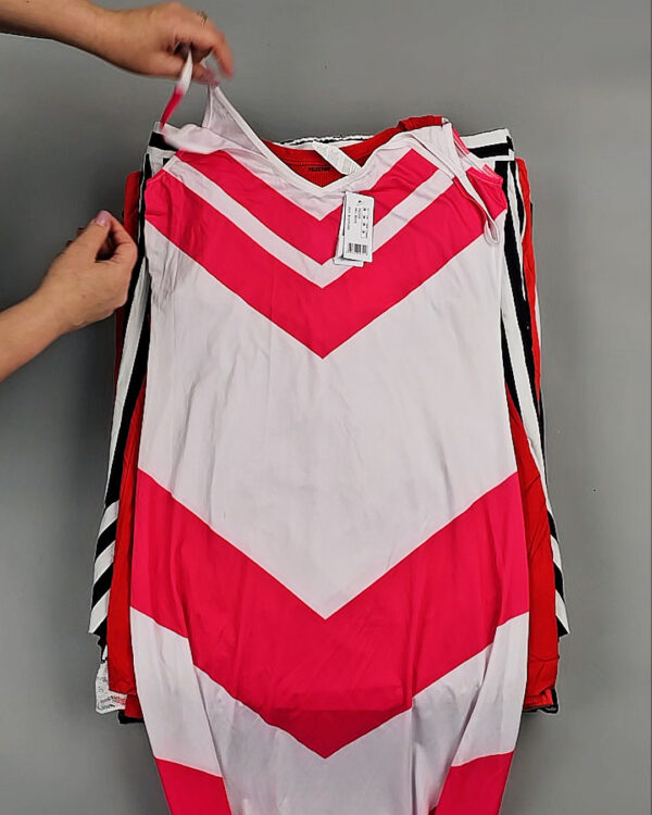 Фотография  650 - CALZEDONIA лето mix#50 шт, ЛОТ №8854 оптом в Сочи и Краснодарском крае