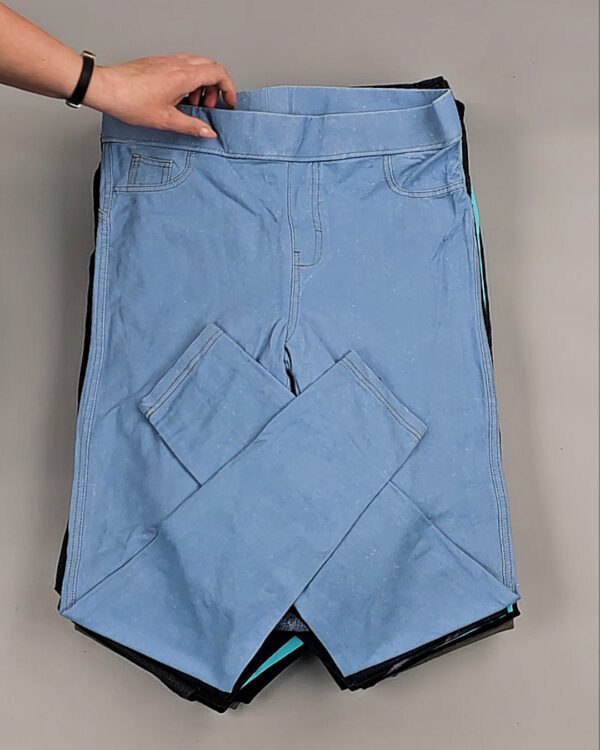 Фотография  875 - Легинсы#25 кг, ЛОТ № ВК0087 оптом в Сочи и Краснодарском крае