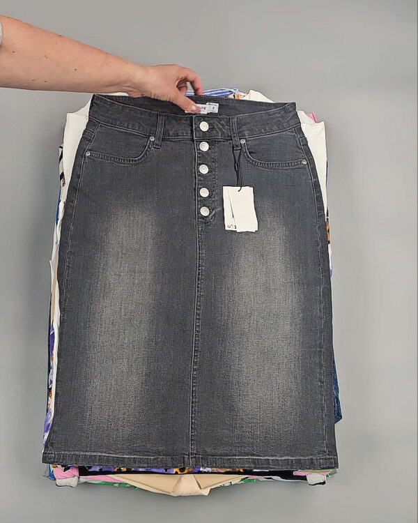 Фотография  106 - B.YOUNG Summer mix 045#17 кг оптом в Сочи и Краснодарском крае