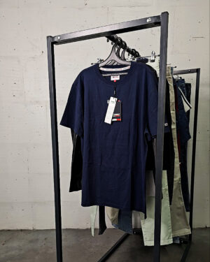 Купить LACOSTE, CALVIN KLEIN, TOMMY HILFIGER, GUESS + 075#19 шт, ЛОТ №9073 оптом в Сочи и Краснодарском крае