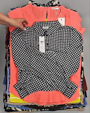 Фотография  154 - Блузки+Джемпера Bestseller Summer 045 B#8,5 кг, ЛОТ №9041 оптом в Сочи и Краснодарском крае