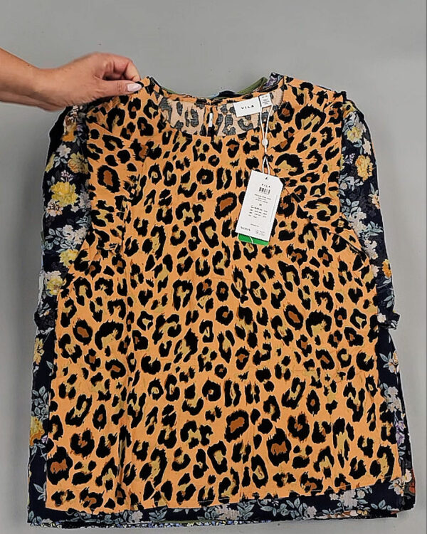 Фотография  877 - Блузки+Джемпера Bestseller Summer 045 B#8,5 кг, ЛОТ №9039 оптом в Сочи и Краснодарском крае