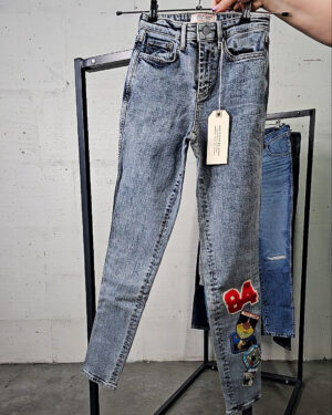 Фотография  606 - LACOSTE, CALVIN KLEIN, TOMMY HILFIGER, GUESS + 075#19 шт, ЛОТ №9073 оптом в Сочи и Краснодарском крае