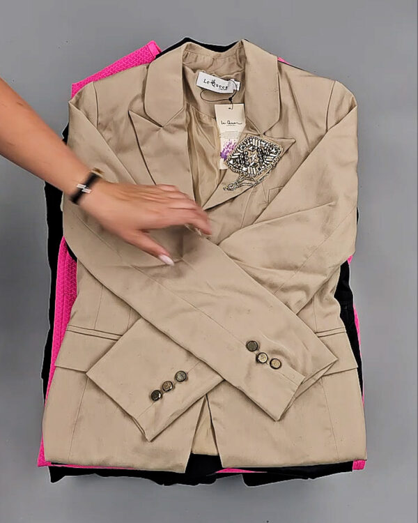 Фотография  216 - Жакеты Корея 085#10 кг, ЛОТ № СТ-9238 оптом в Сочи и Краснодарском крае