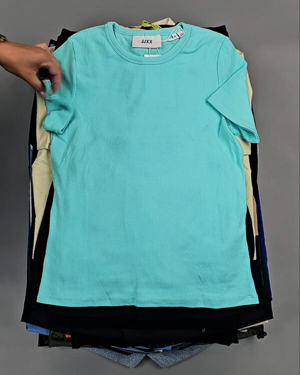 Фотография  623 - JACK JONES Women mix 075 #15 кг, ЛОТ СТ-9183 оптом в Сочи и Краснодарском крае