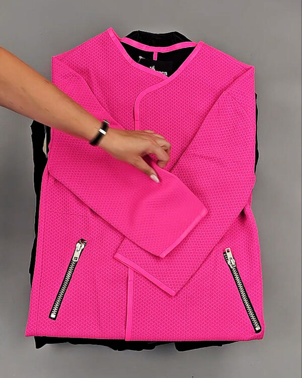 Фотография  706 - Жакеты Корея 085#10 кг, ЛОТ № СТ-9238 оптом в Сочи и Краснодарском крае