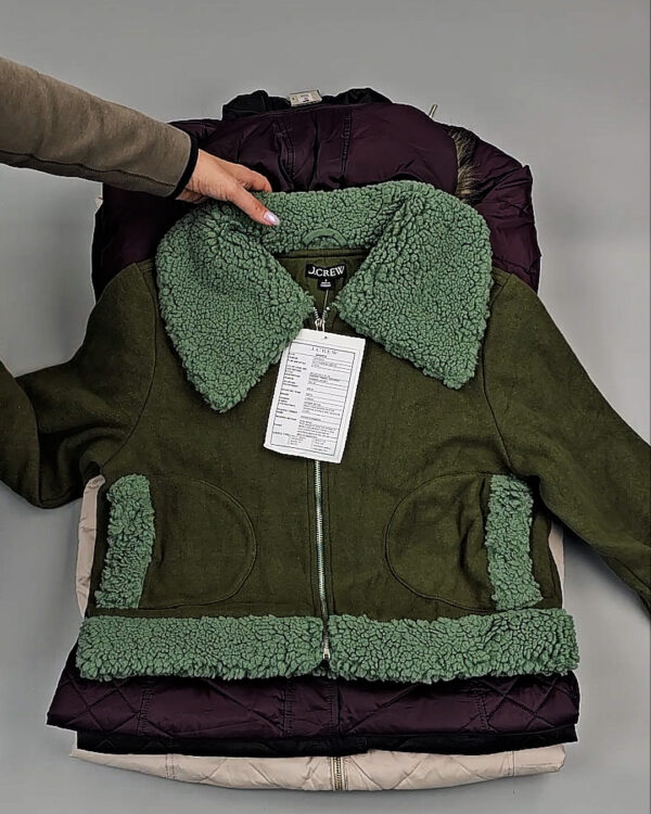 Фотография  457 - Верхняя одежда женская CAN 104#15 кг, ЛОТ СТ-9350 оптом в Сочи и Краснодарском крае