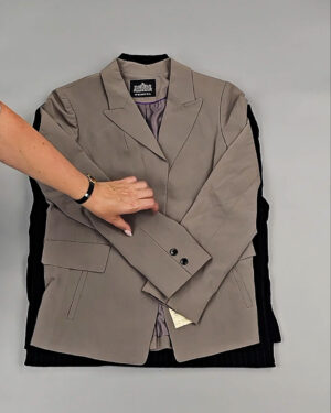 Фотография  729 - Жакеты Корея 085#10 кг, ЛОТ № СТ-9240 оптом в Сочи и Краснодарском крае