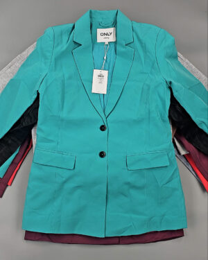 Купить Жакеты Bestseller 045 B#7,3 кг, ЛОТ СТ-9551 оптом в Сочи и Краснодарском крае