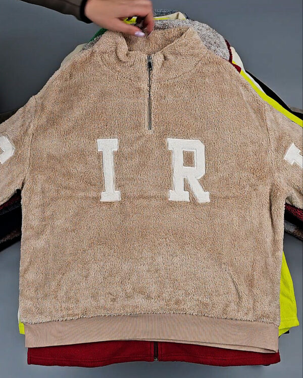 Фотография  221 - Флис#20 кг, ЛОТ № СХ-0176 оптом в Сочи и Краснодарском крае