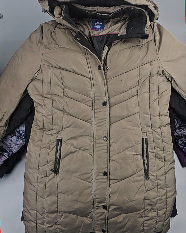 Фотография  995 - Куртки#25 кг, ЛОТ № СХ-0169 оптом в Сочи и Краснодарском крае