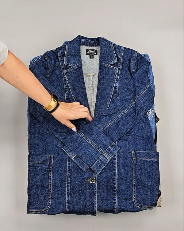 Фотография  752 - Ветровки женские CAN 104#12,7 кг, ЛОТ СТ-9405 оптом в Сочи и Краснодарском крае