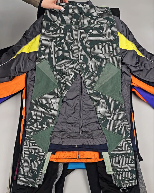 Фотография  973 - Спорт#25 кг, ЛОТ № СХ-0168 оптом в Сочи и Краснодарском крае