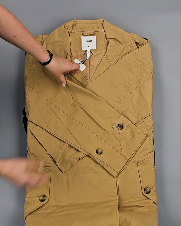 Фотография  857 - Ветровки Bestseller+DK 035#10 кг, ЛОТ СТ-9398 оптом в Сочи и Краснодарском крае