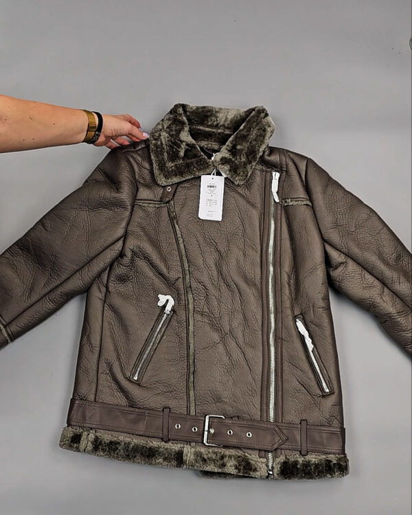 Фотография  831 - Куртки BESTSELLER зима 045#10 кг, ЛОТ СТ-9467 оптом в Сочи и Краснодарском крае