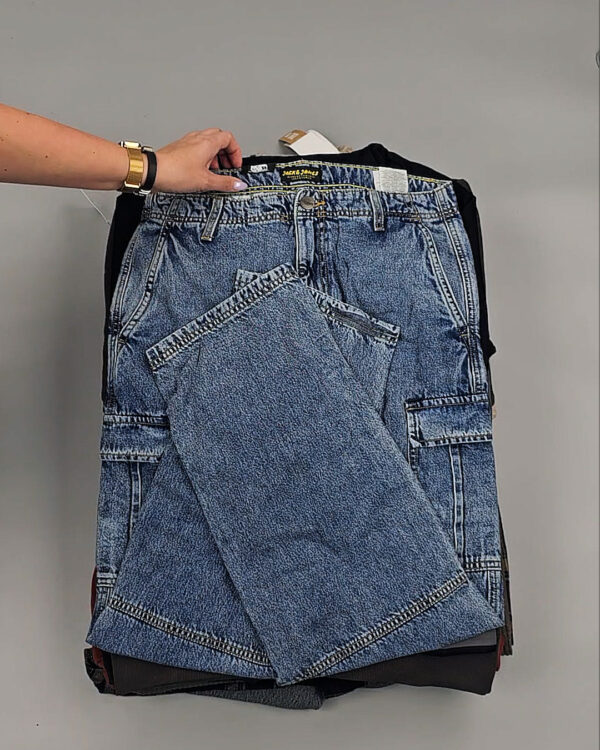 Фотография  511 - JACK JONES Men Winter mix 075#20 кг, ЛОТ № СТ-9446 оптом в Сочи и Краснодарском крае