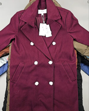 Купить Верхняя одежда VILA 104#10 кг, ЛОТ СТ-9714 оптом в Сочи и Краснодарском крае