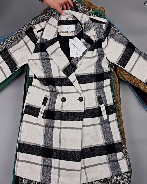 Фотография  202 - Пальто Bestseller 045#10 кг оптом в Сочи и Краснодарском крае