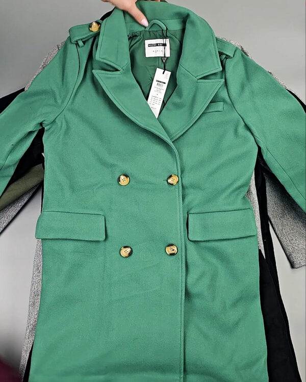 Фотография  525 - Пальто Bestseller 104#15,2 кг, ЛОТ СТ-9842 оптом в Сочи и Краснодарском крае