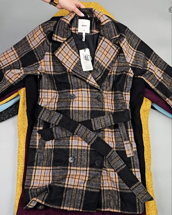 Фотография  753 - Пальто Bestseller 104#10 кг оптом в Сочи и Краснодарском крае