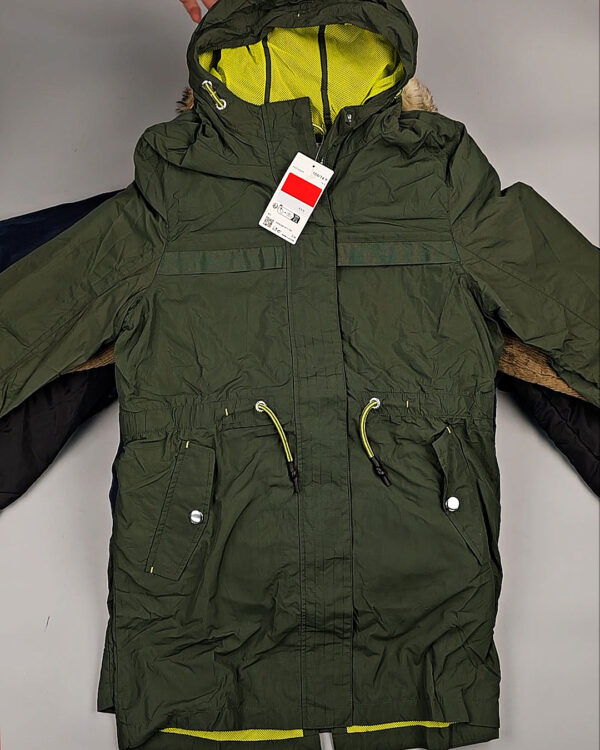 Фотография  813 - Ветровки СТОК дети 065#5 кг, ЛОТ СТ-9726 оптом в Сочи и Краснодарском крае