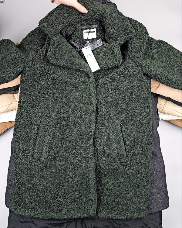 Фотография  423 - Верхняя одежда BESTSELLER Дания#11,35 кг, ЛОТ СТ-9706 оптом в Сочи и Краснодарском крае