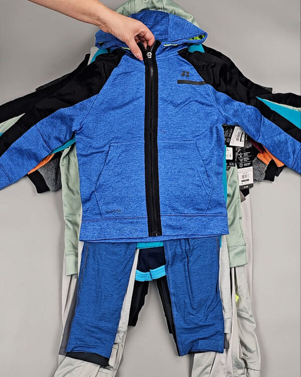 Фотография  440 - Спортивные костюмы дети CAN#6 кг, ЛОТ СТ-9738 оптом в Сочи и Краснодарском крае