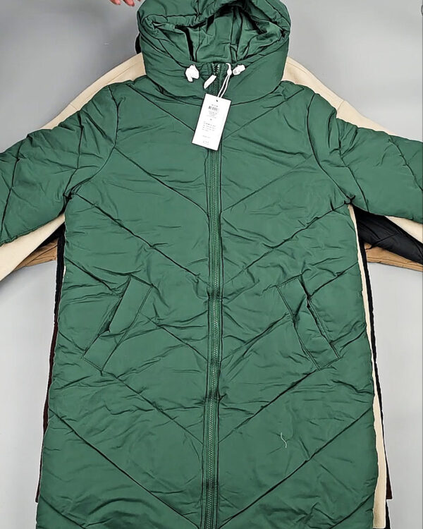 Фотография  877 - Верхняя одежда VILA 104#10 кг, ЛОТ СТ-9715 оптом в Сочи и Краснодарском крае