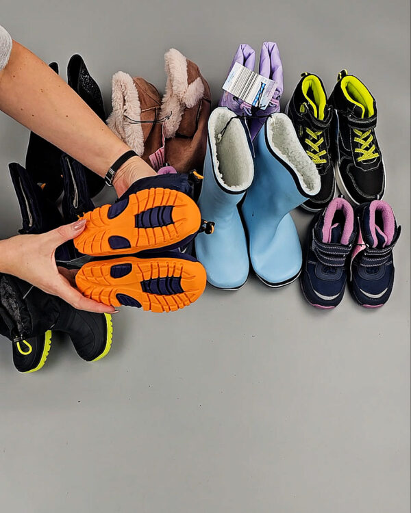 Фотография  853 - Обувь СТОК дети зима 065#6,4 кг, ЛОТ СТ-9662 оптом в Сочи и Краснодарском крае