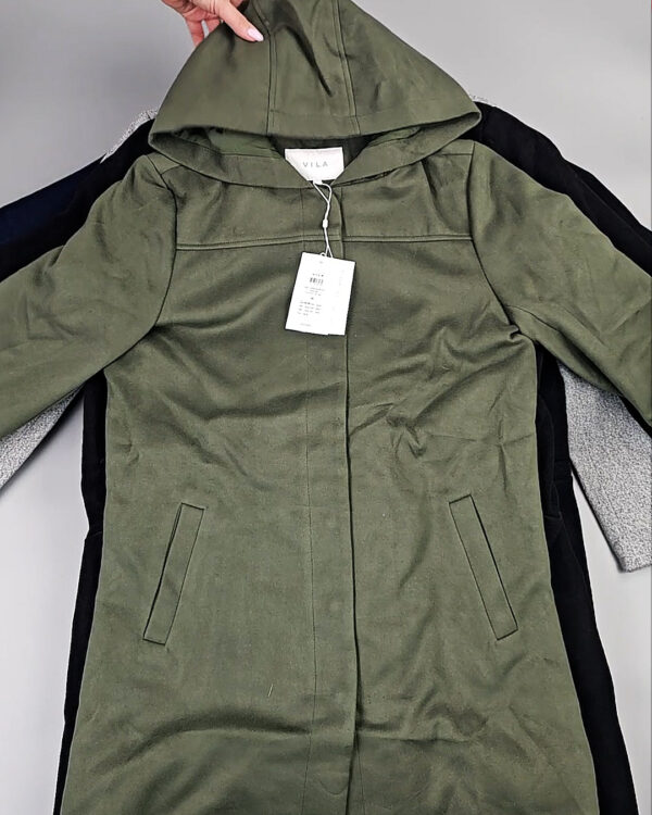 Фотография  325 - Пальто Bestseller 104#15,2 кг, ЛОТ СТ-9842 оптом в Сочи и Краснодарском крае