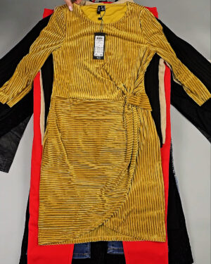 Фотография  919 - DK+Bestseller 085#16 кг, ЛОТ СТ-9952 оптом в Сочи и Краснодарском крае