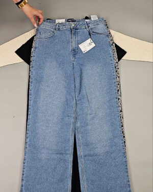 Фотография  113 - DK+Bestseller 085#16 кг, ЛОТ СТ-9952 оптом в Сочи и Краснодарском крае