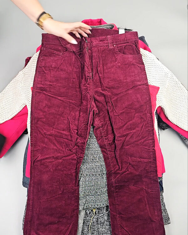 Фотография  616 - Женский микс зима (Winter mix)#20 кг, ЛОТ СХ-0205 оптом в Сочи и Краснодарском крае